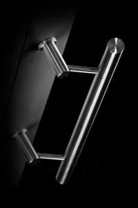 Nerezové madlo vchodové branky